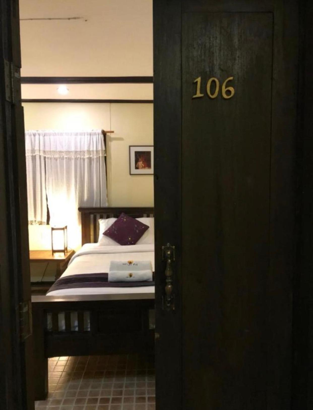 Nearthepark Boutique House Hostel Chiang Mai Exterior photo